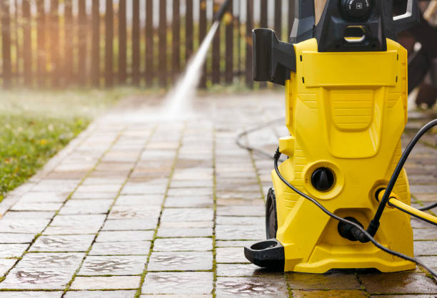 Best Fence Cleaning  in Staples, CT